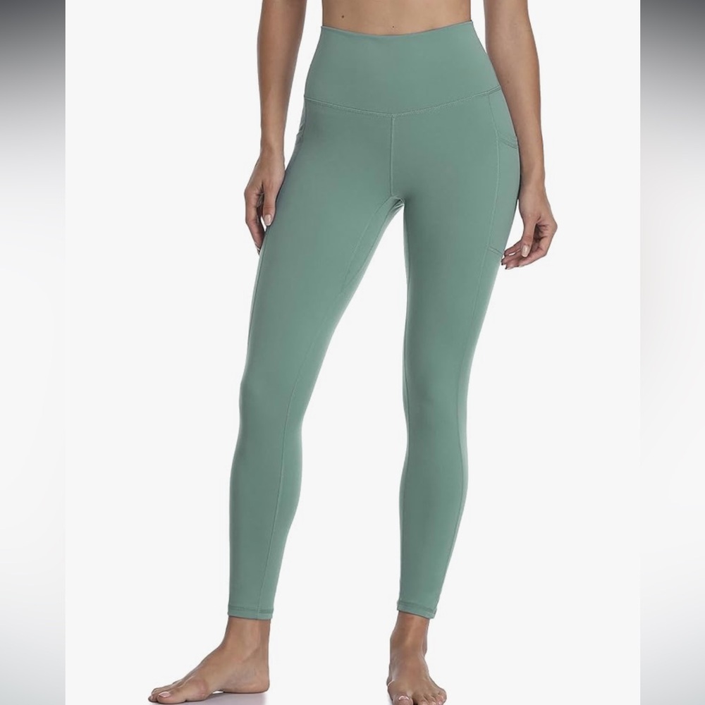 Colorfulkoala High Waisted Leggings 7/8 Length Yoga Pants with Pockets